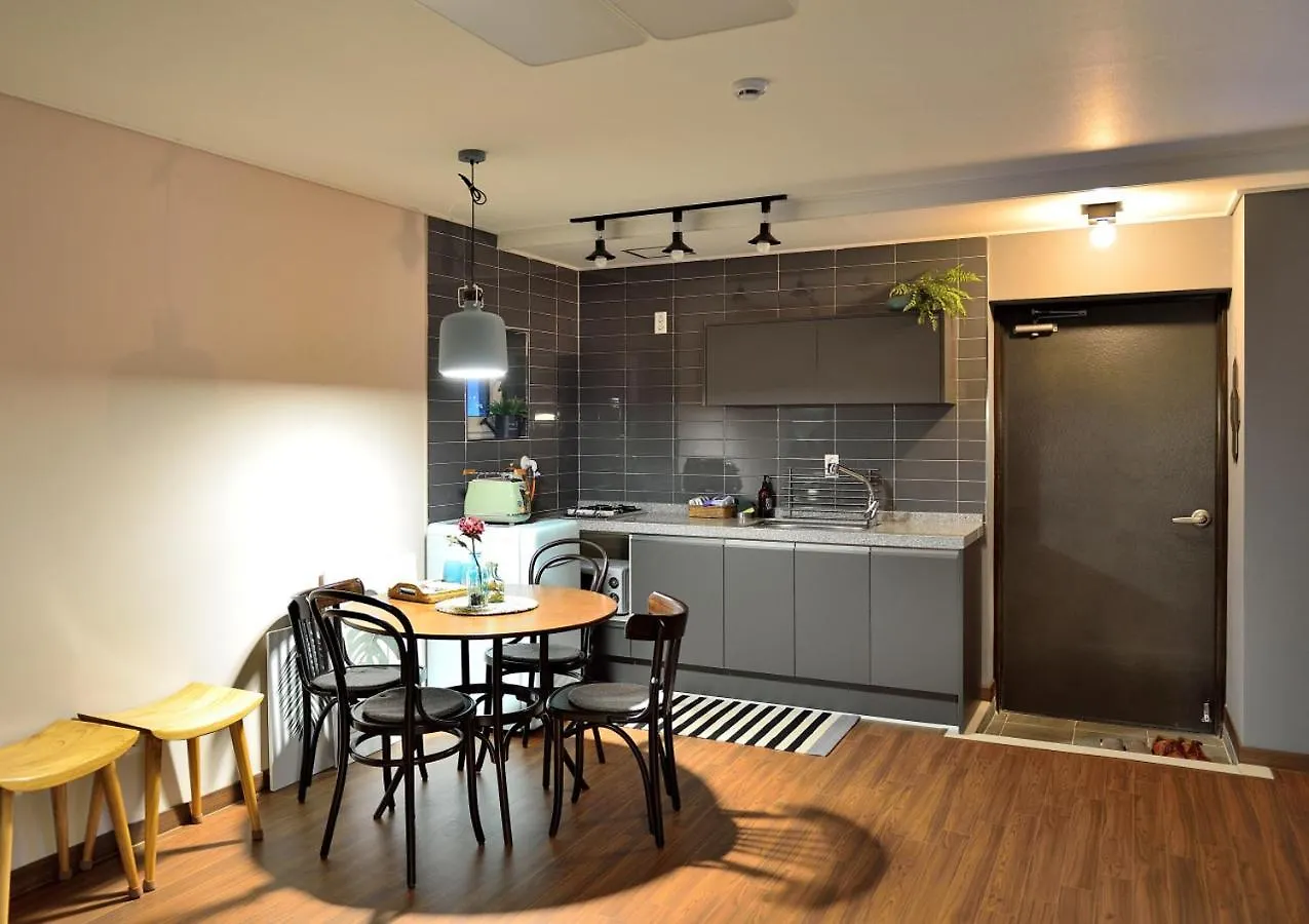 Holiday home Jeju Claire De Lune